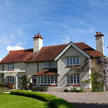 Church Farm B&B Near Telford And Ironbridge Shifnal Exterior photo
